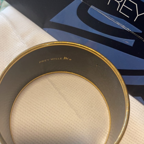 Authentic Frey Wille enamel and 24k gold bracelet - Picture 3 of 7